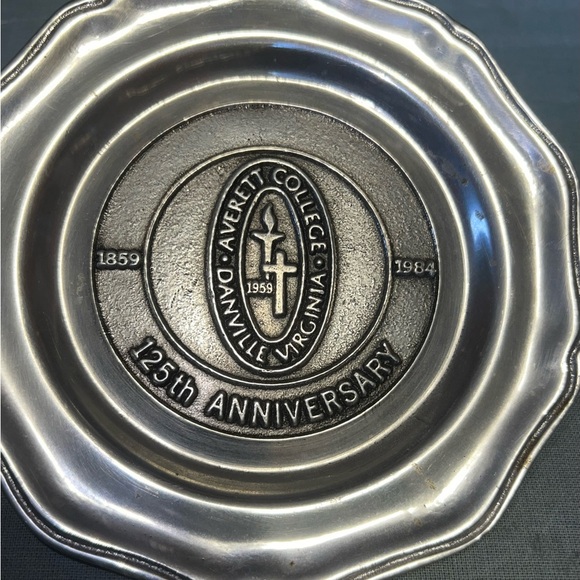 ♦️ Averett College (now Averett University) Danville, Virginia, 1859-1984. Used - Picture 1 of 4